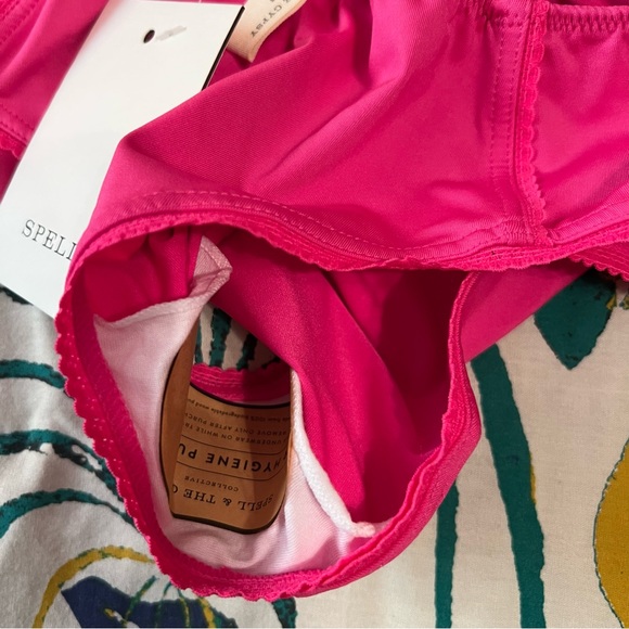 Spell Azalea Lace Bloomers - Picture 9 of 15